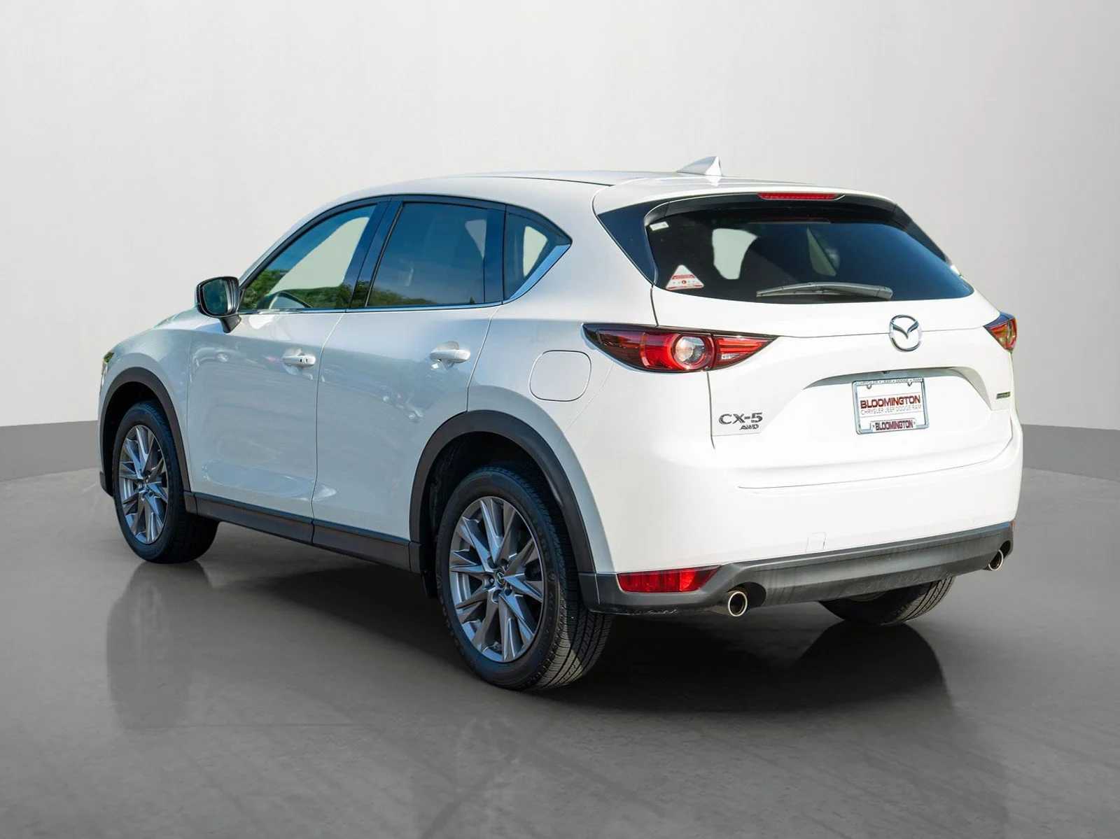 Used 2020 Snowflake White Pearl Mica Mazda Grand Touring image 5