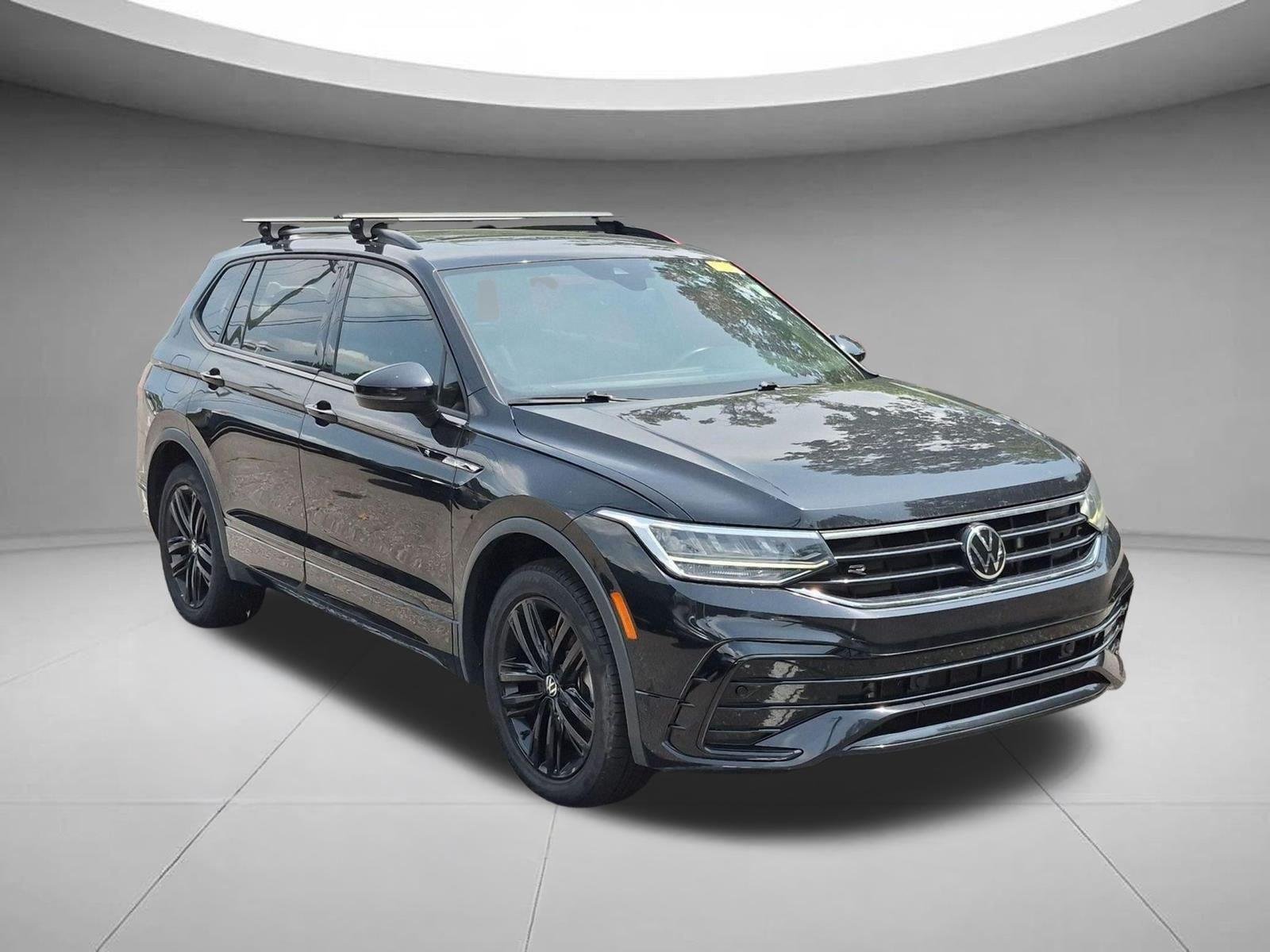 Used 2022 Deep Black Pearl Volkswagen SE R-Line Black image 7