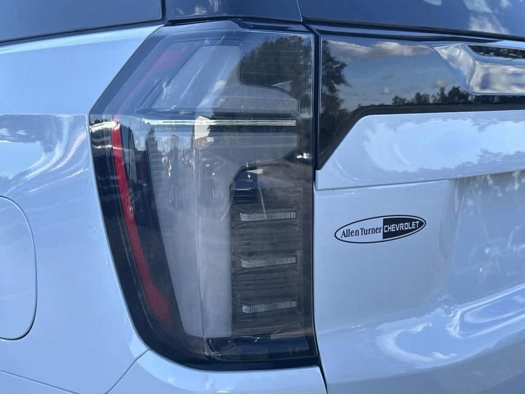 2026 Chevrolet Tahoe Premier - Photo 8