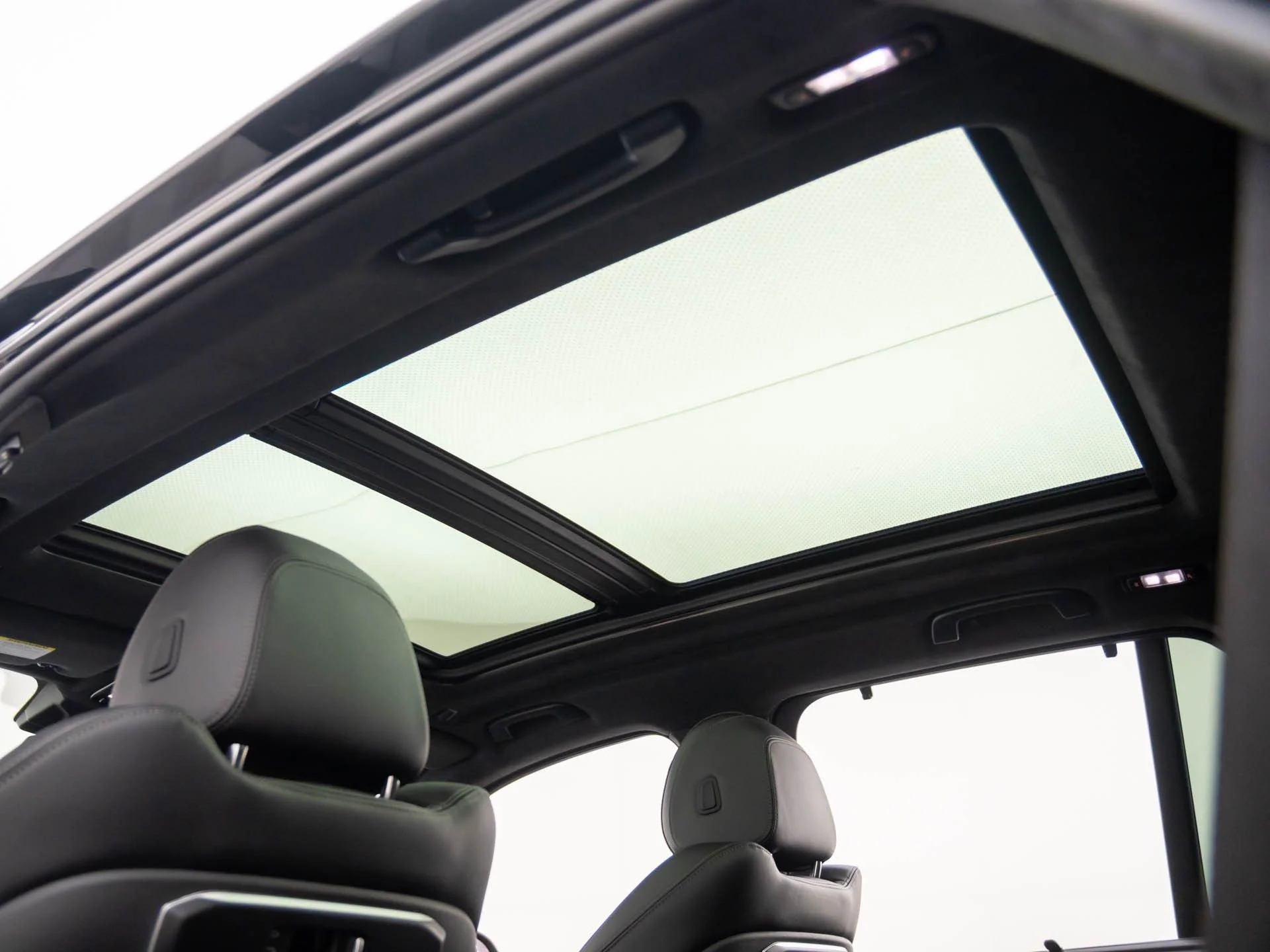 New 2026 Black BMW xDrive50e image 18