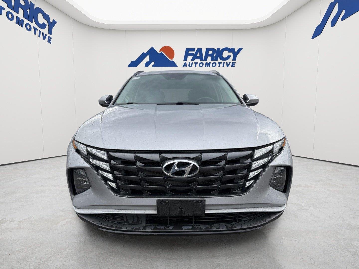 Used 2023 Shimmering Silver Hyundai SEL image 9