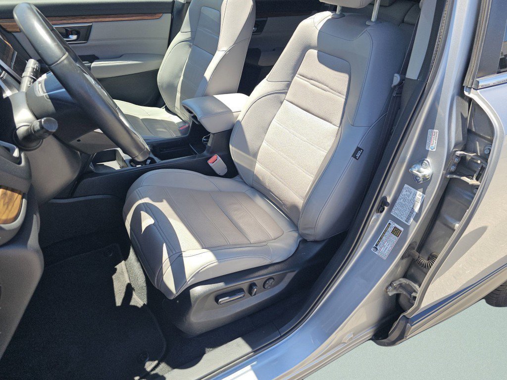Used 2021 Lunar Silver Metallic Honda EX-L image 6
