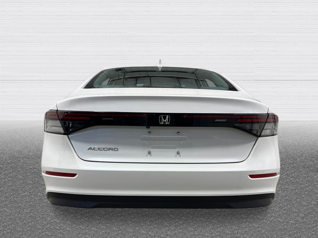 New 2026 Platinum White Pearl Honda LX image 4