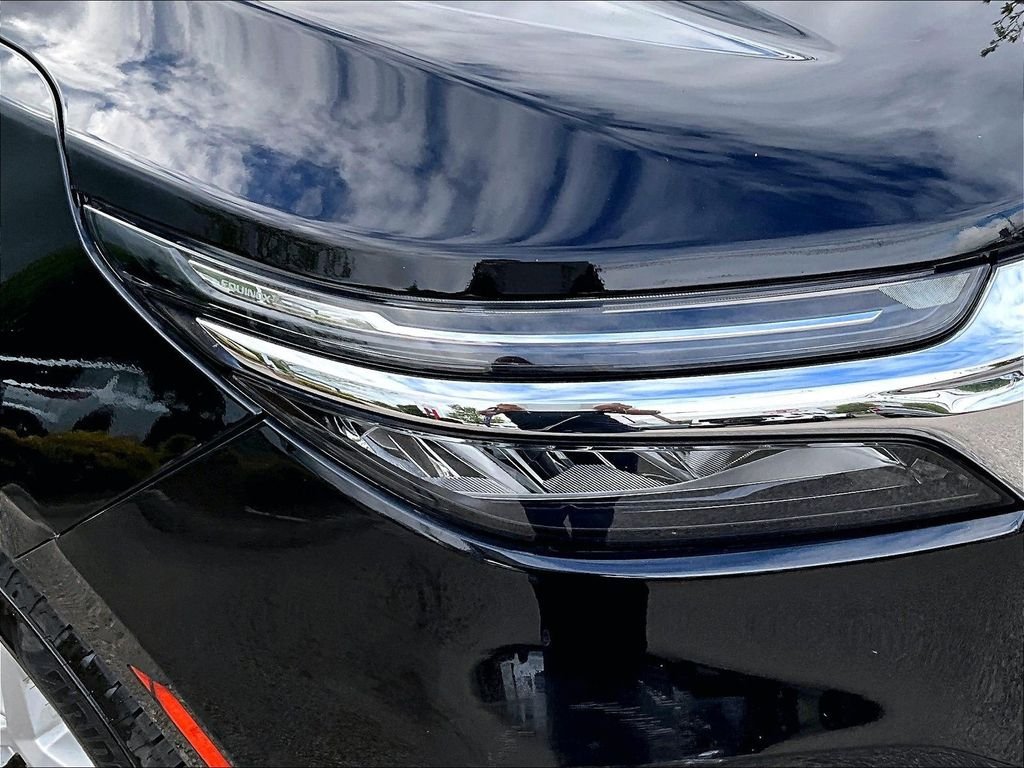 Used 2023 Black Chevrolet LT image 30