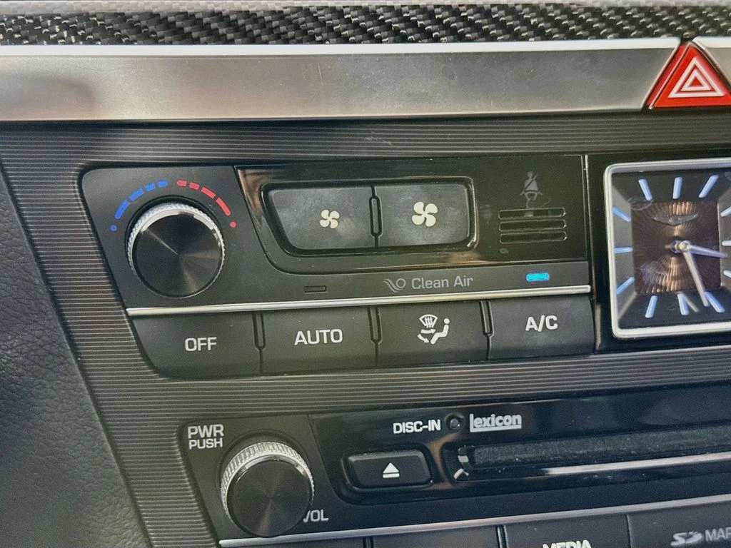 Used 2018 Red Genesis 3.3T Sport image 19