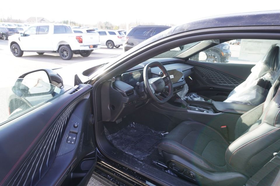 2025 Dodge Charger Daytona Scat Pack - Photo 11