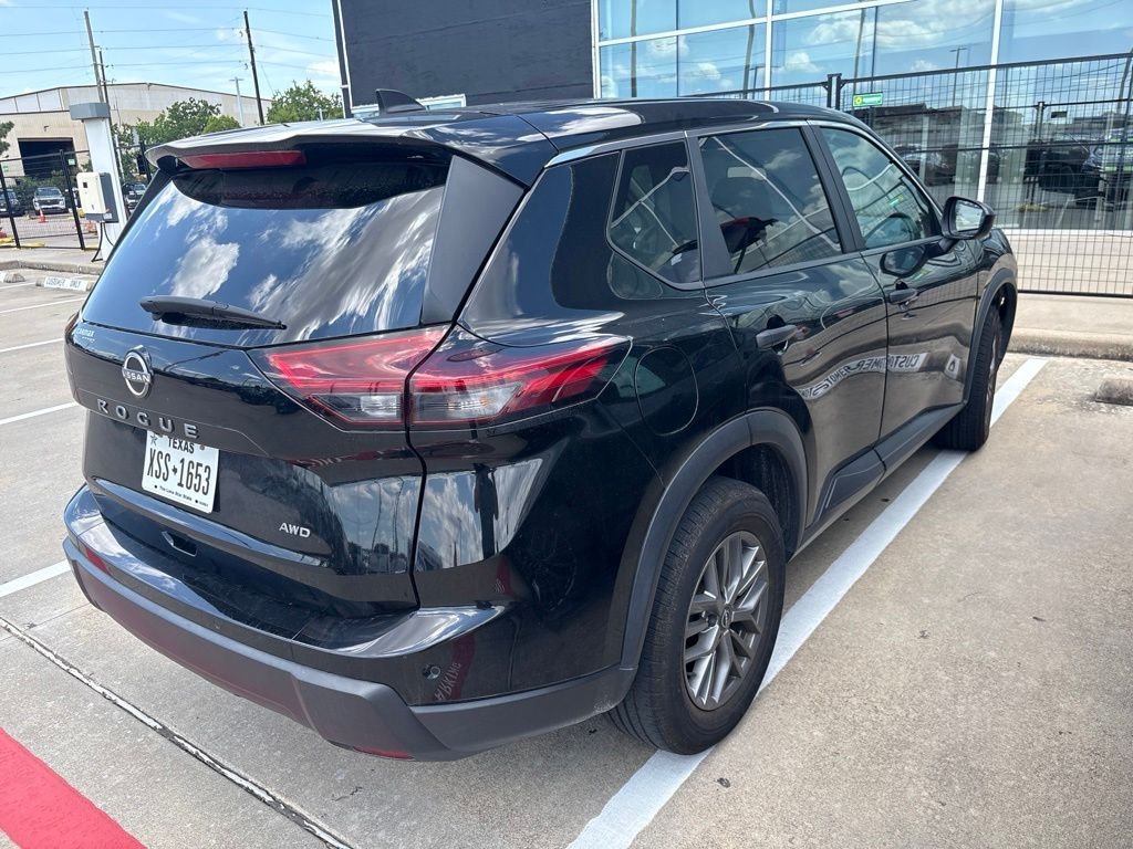 Certified Used 2024 Black Nissan S image 2