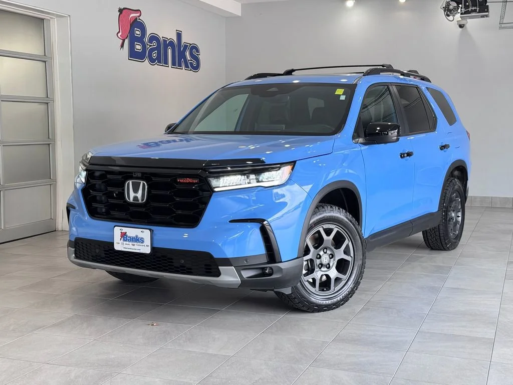 2025 Honda Pilot TrailSport - Photo 2