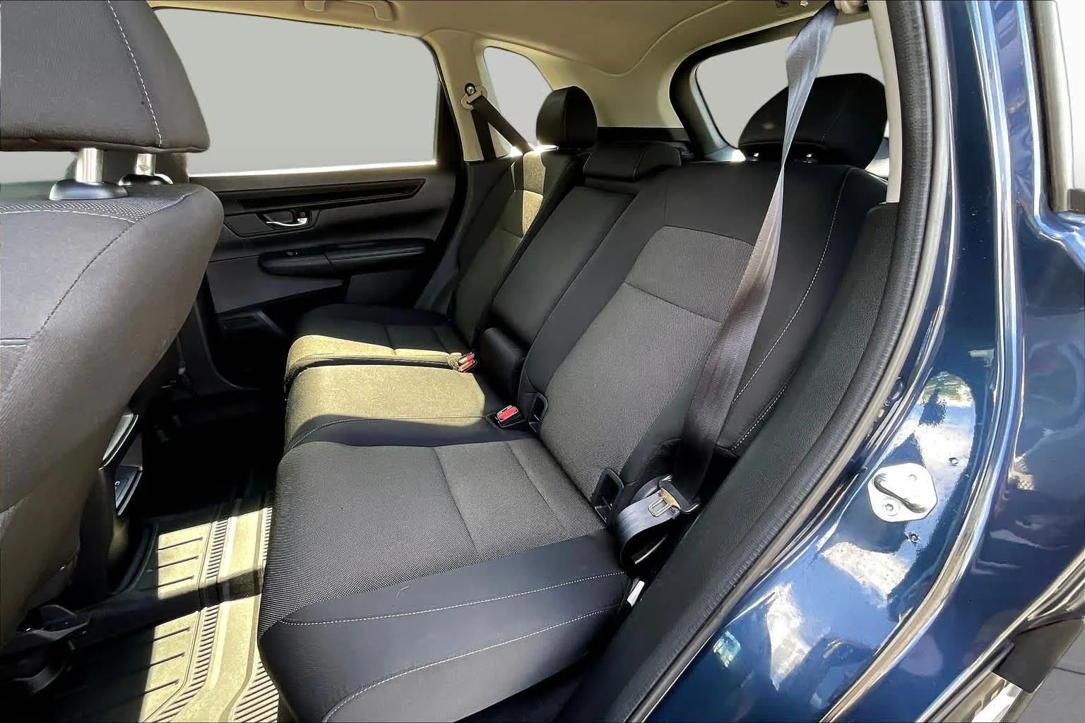 Used 2024 Canyon River Blue Metallic Honda EX image 39