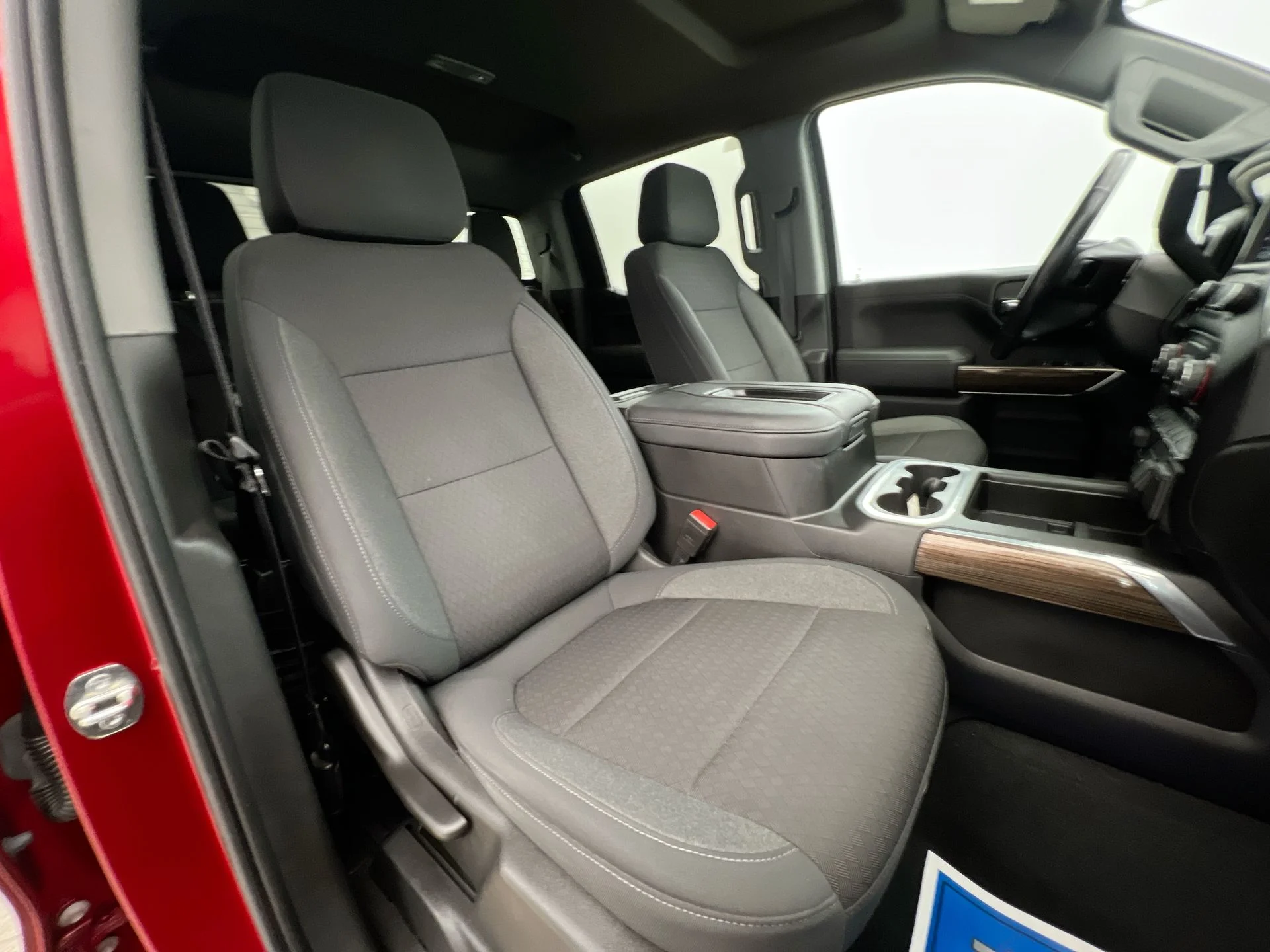 2021 Chevrolet Silverado 1500 RST - Photo 15