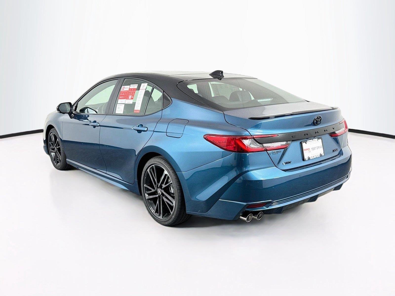 New 2026 Ocean Gem w/Midnight Black Metallic Roof Toyota XSE image 13