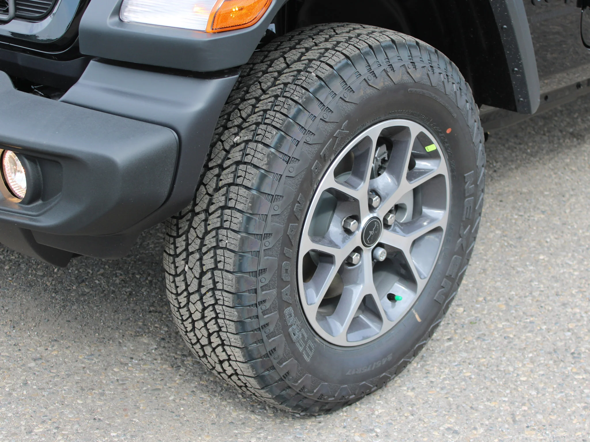 Used 2025 Black Jeep Sport S* 4 Door 4x4, Remote Start, Safety Group, Alpine Audio image 2