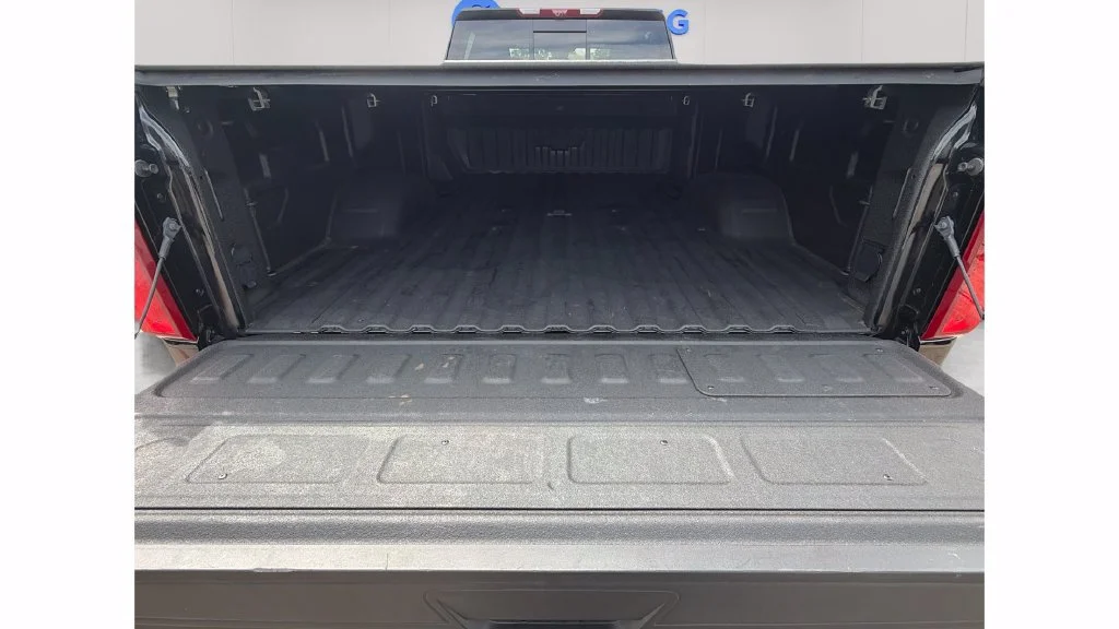 2025 Chevrolet Silverado 3500HD LTZ - Photo 29