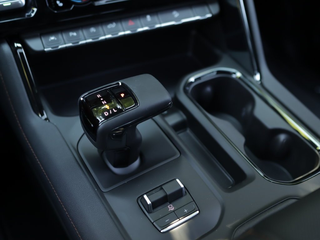 2026 GMC Sierra 1500 AT4 - Photo 21