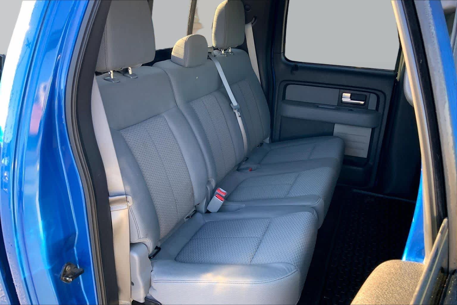 Used 2014 Blue Flame Metallic Ford XLT image 18