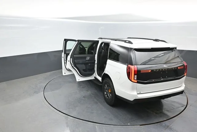 New 2026 Star White Metallic Tri-Coat Ford Tremor® image 27