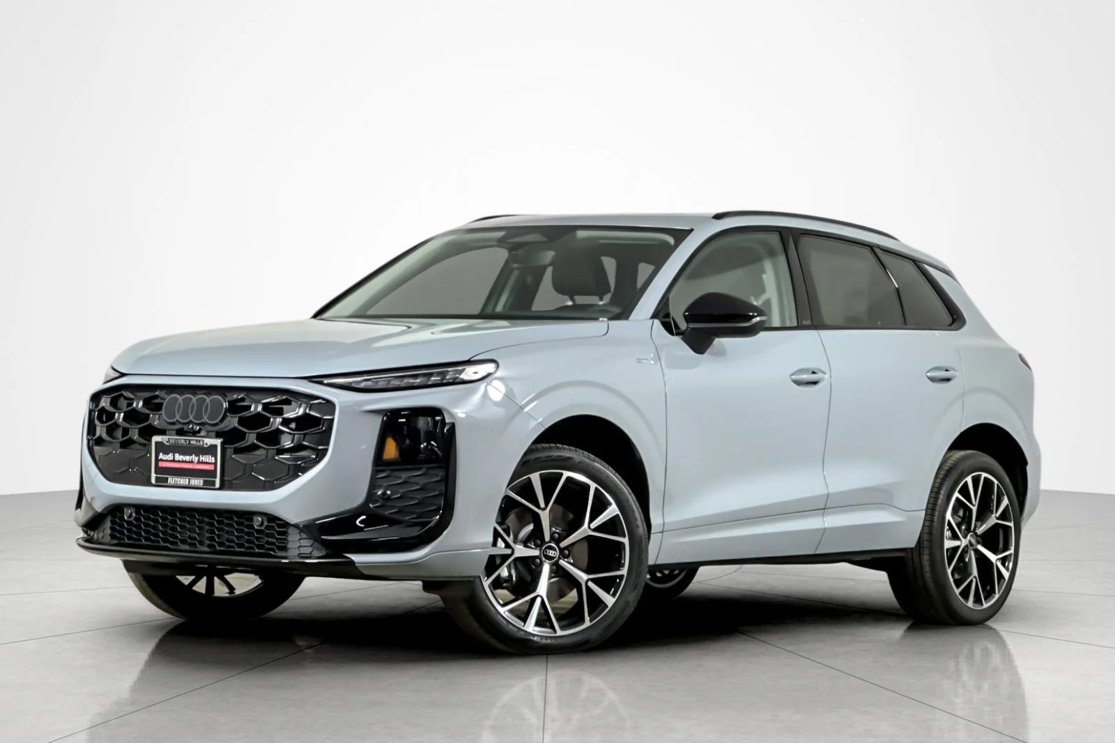 2026 Audi Q3 S line quattro's photo