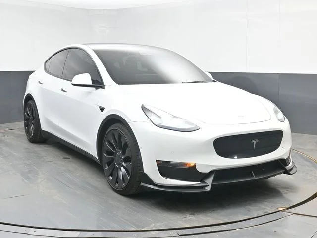 Used 2022 Tesla Model Y Performance with VIN 7SAYGDEF9NF452768 for sale in Morristown, TN