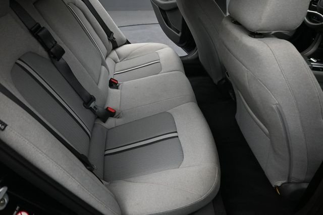 Used 2020 Black Hyundai SEL image 18