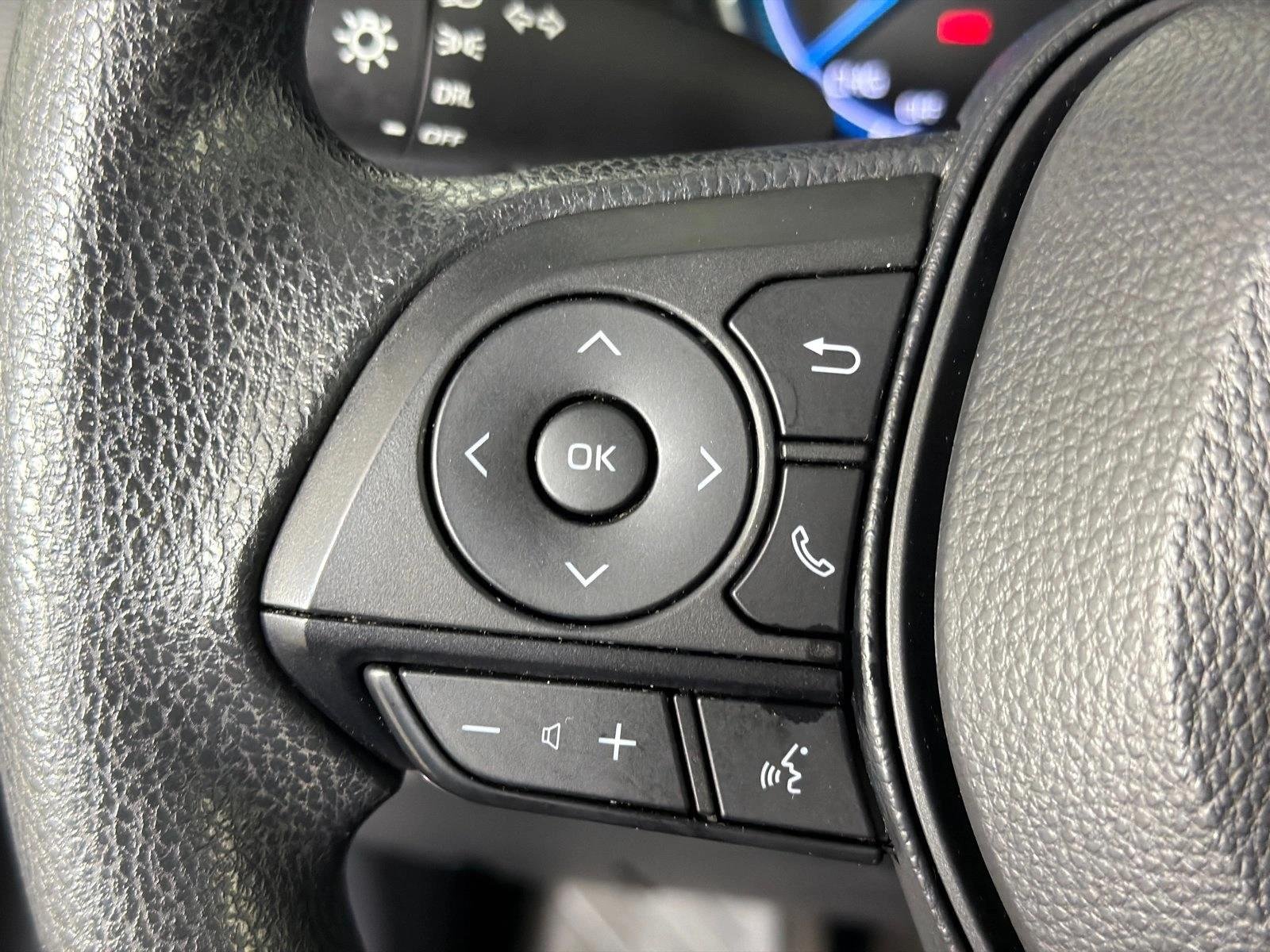 Used 2025  Toyota Hybrid LE image 24