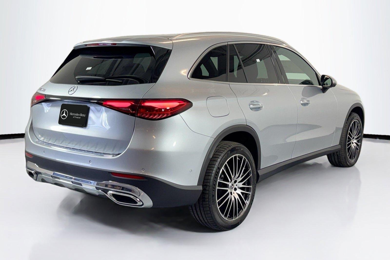 New 2026 Cirrus Silver Metallic Mercedes-Benz GLC 300 image 5