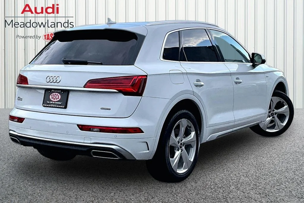 Used 2022 White Audi 45 S line Premium image 6