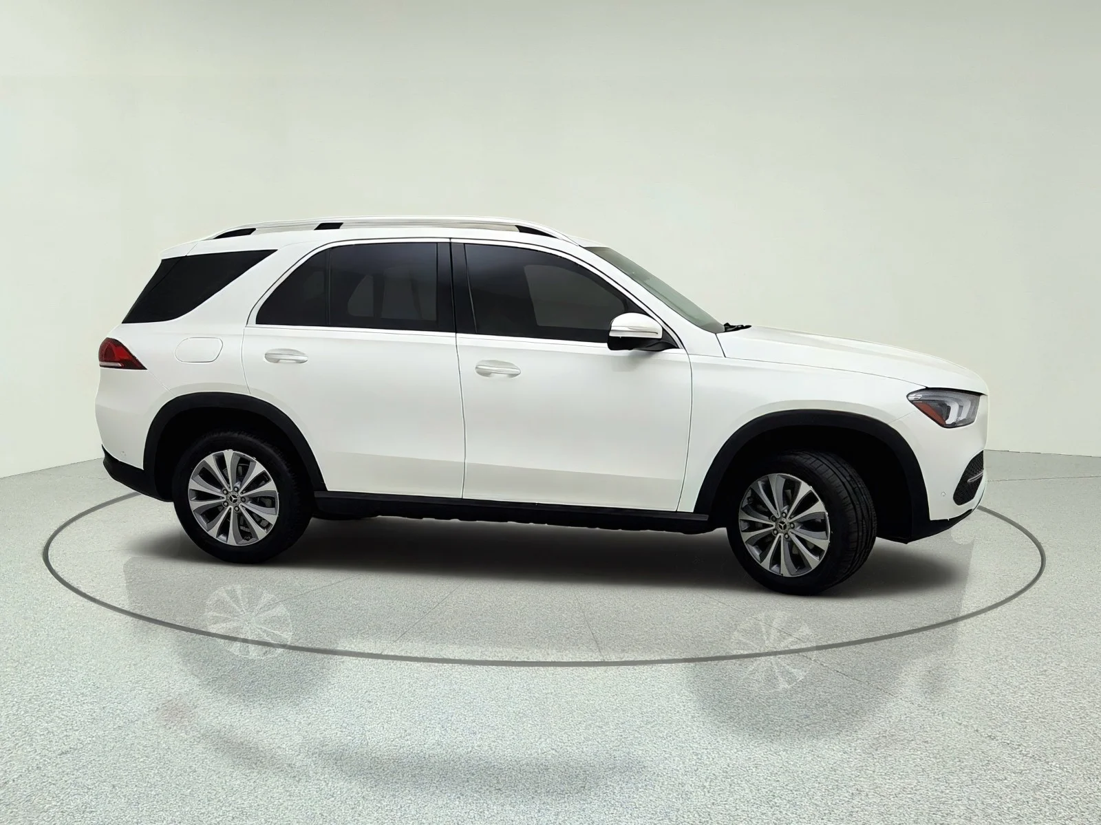 Certified Used 2022 Polar White Mercedes-Benz GLE 350 image 6