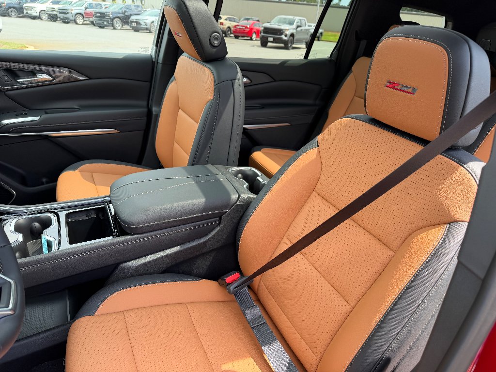 2027 Chevrolet Traverse Z71 - Photo 38