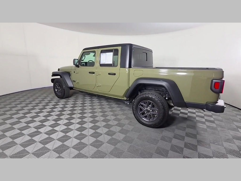 Used 2026 41 Jeep Sport S image 46