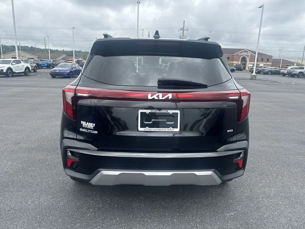 Used 2024 Black Kia S image 7