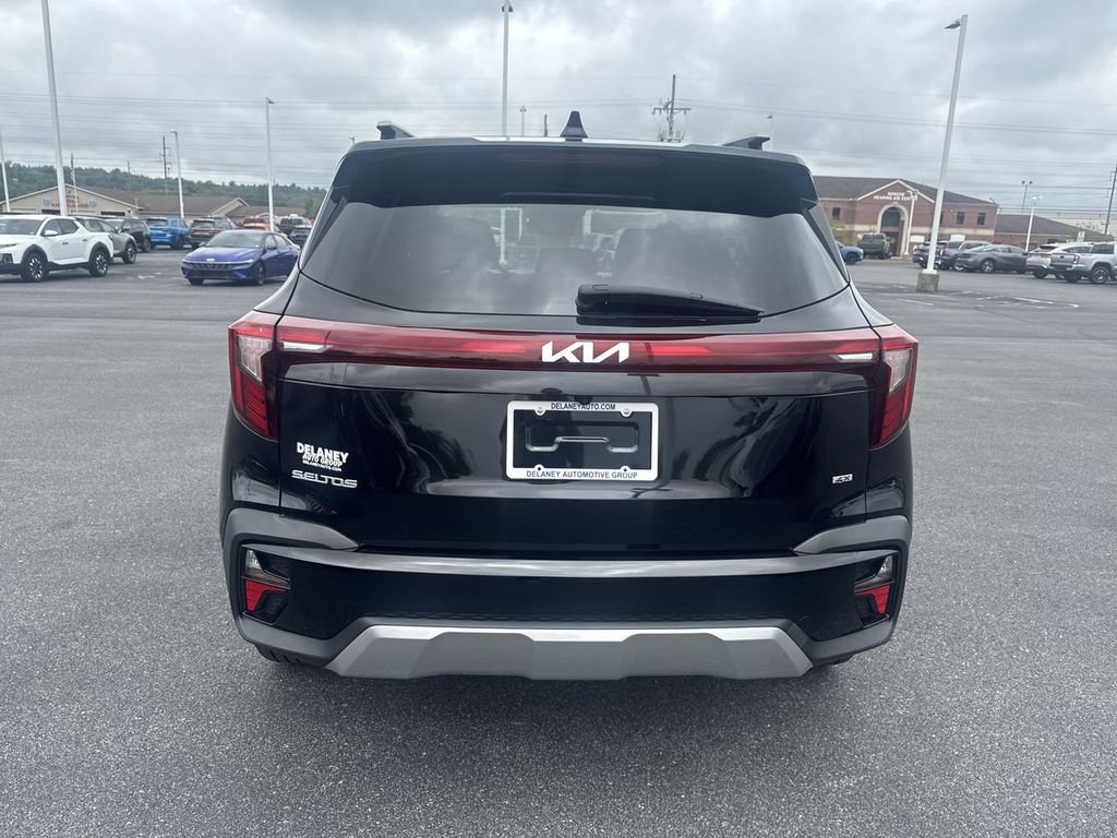 Used 2024 Black Kia S image 7