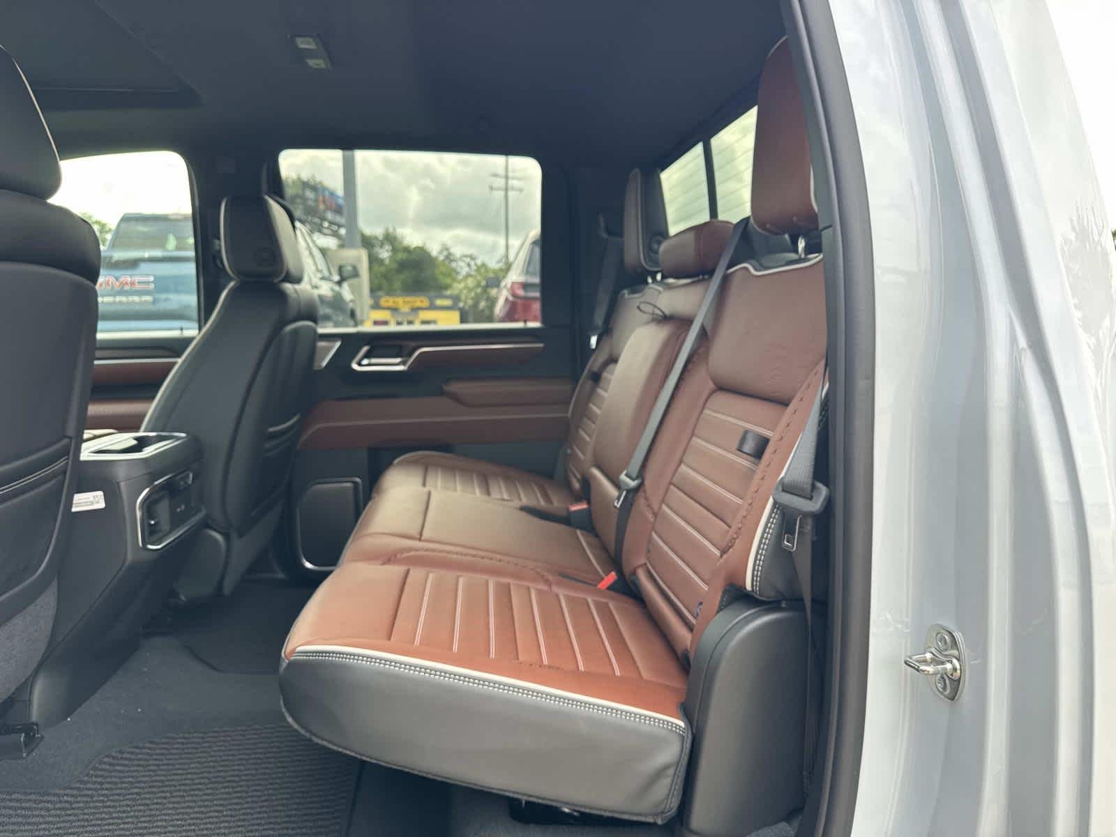 2026 GMC Sierra 2500HD Denali Ultimate - Photo 8