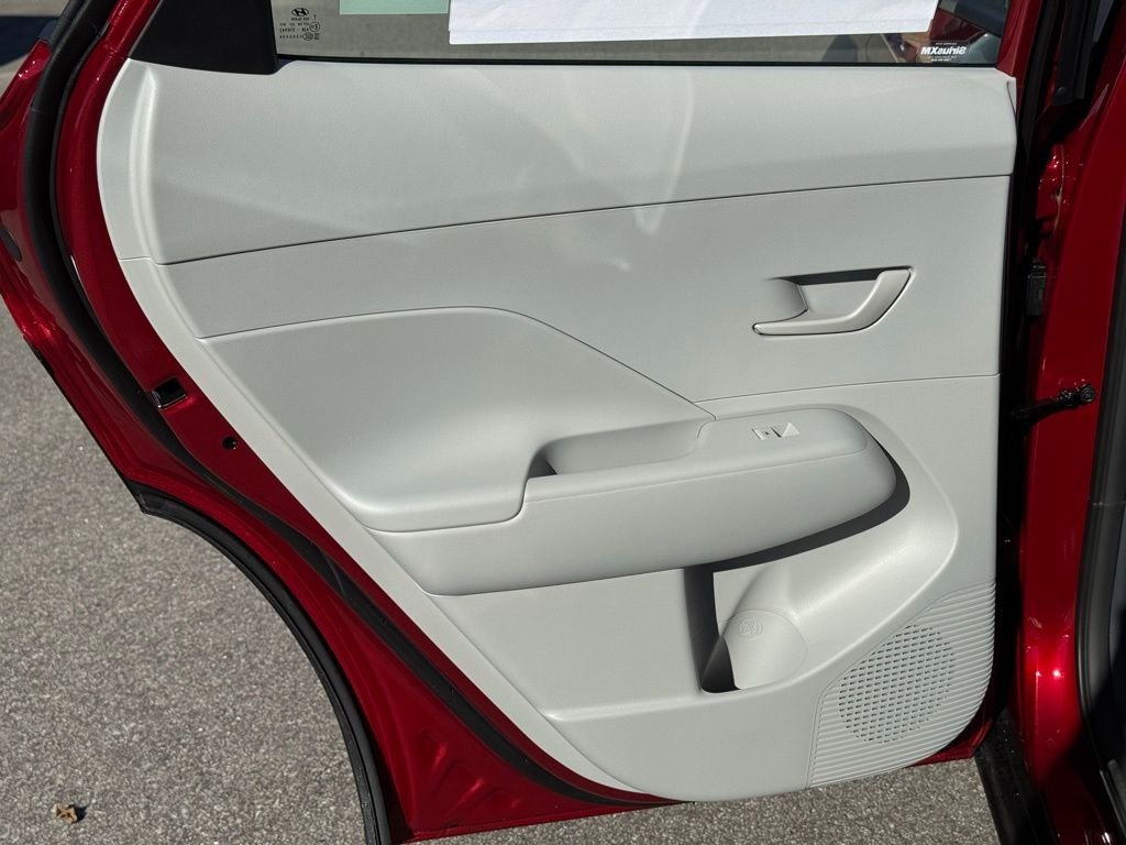 2026 Hyundai Kona SE - Photo 14