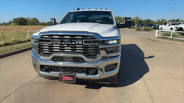 New 2026 Bright White Clear-Coat Exterior Paint RAM Tradesman image 4