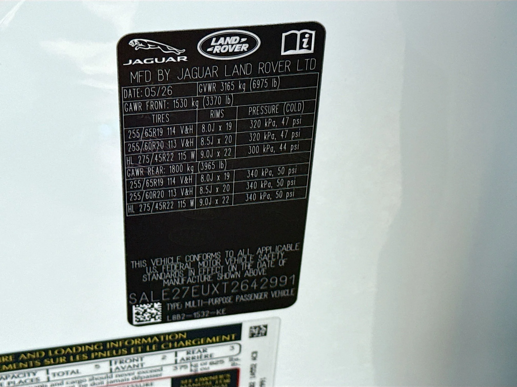 New 2026 Fuji White Land Rover X-Dynamic SE image 44