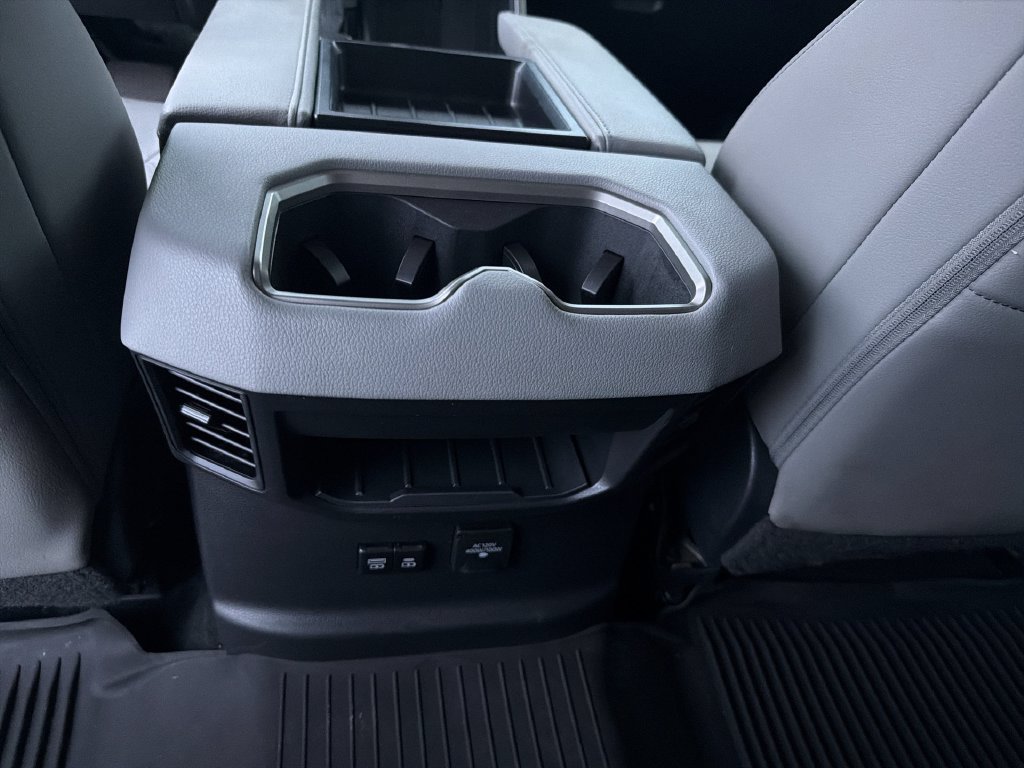 2024 Toyota Tundra Limited - Photo 23