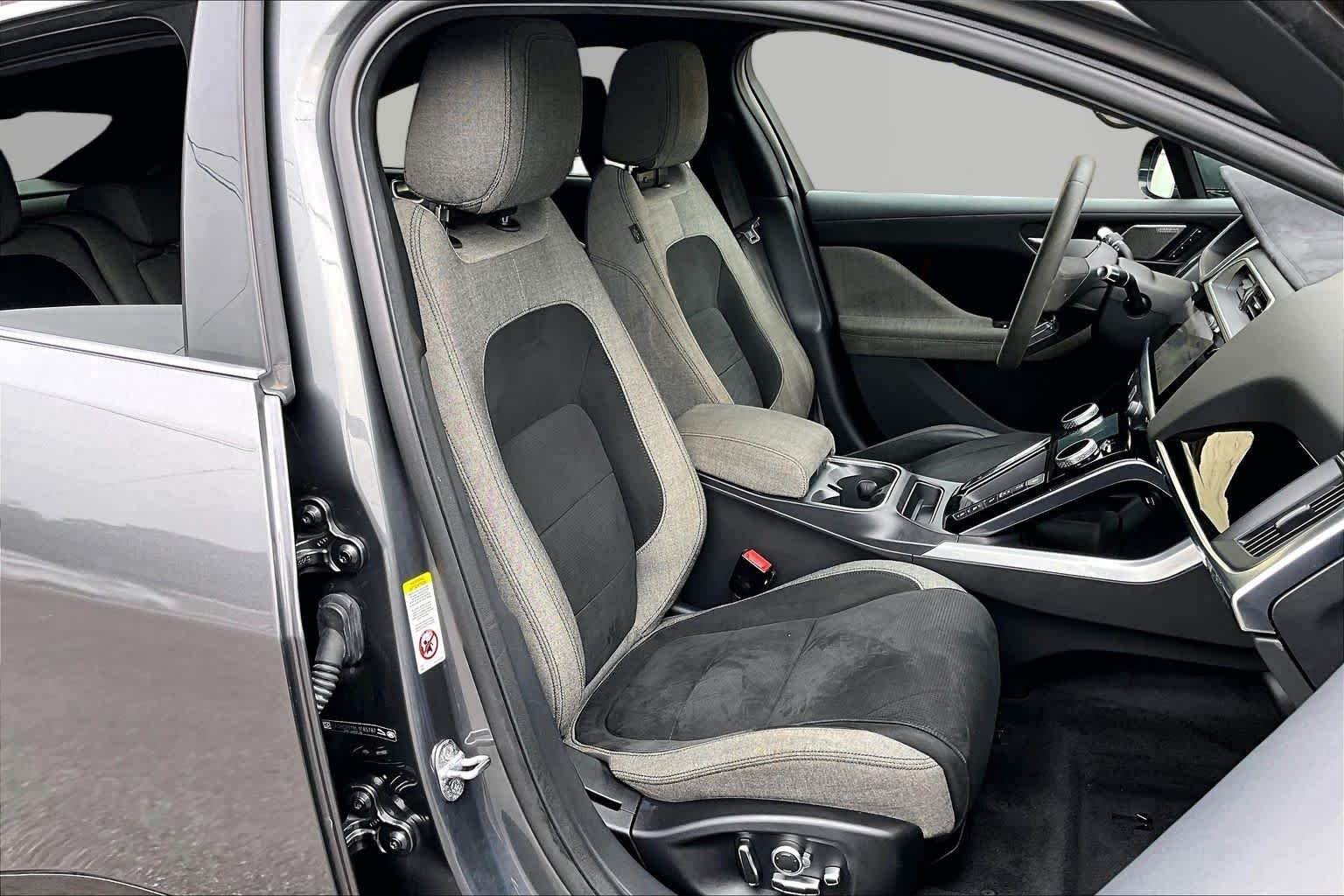 Used 2020 Corris Grey Metallic Jaguar HSE image 16