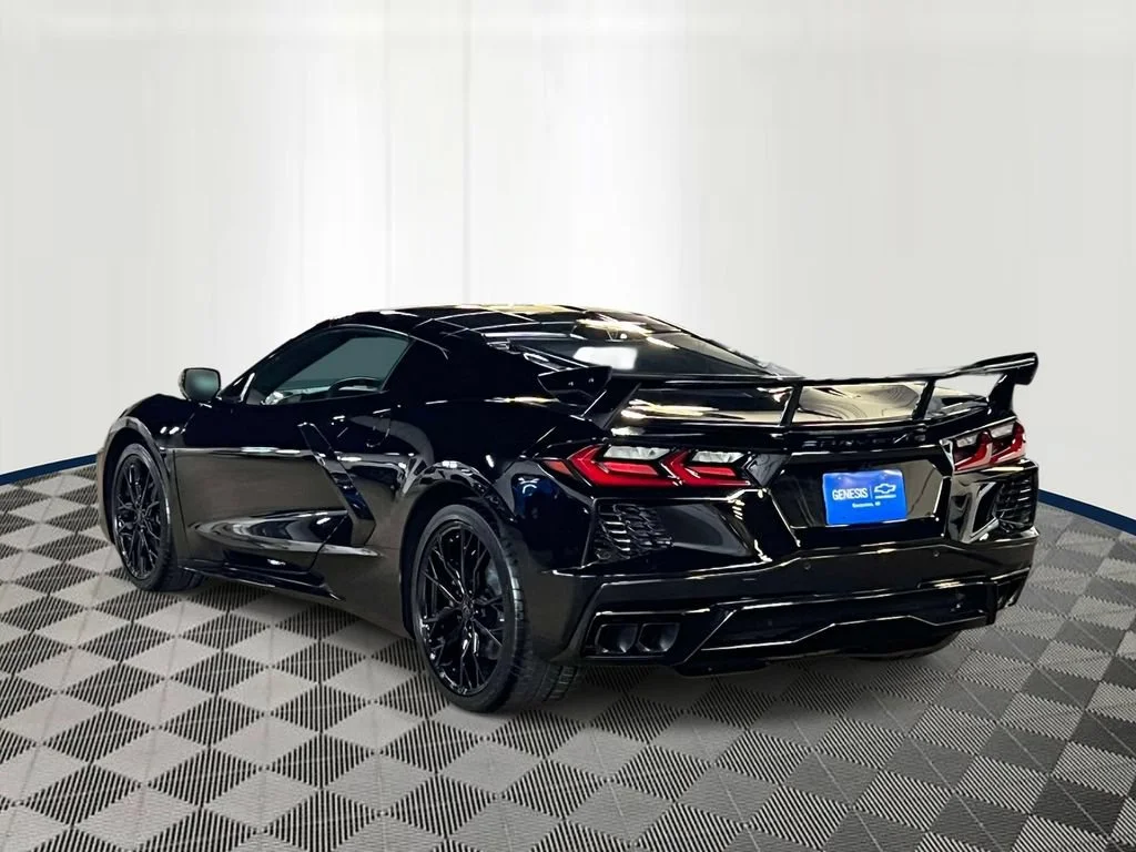 2027 Chevrolet Corvette 1LT - Photo 3