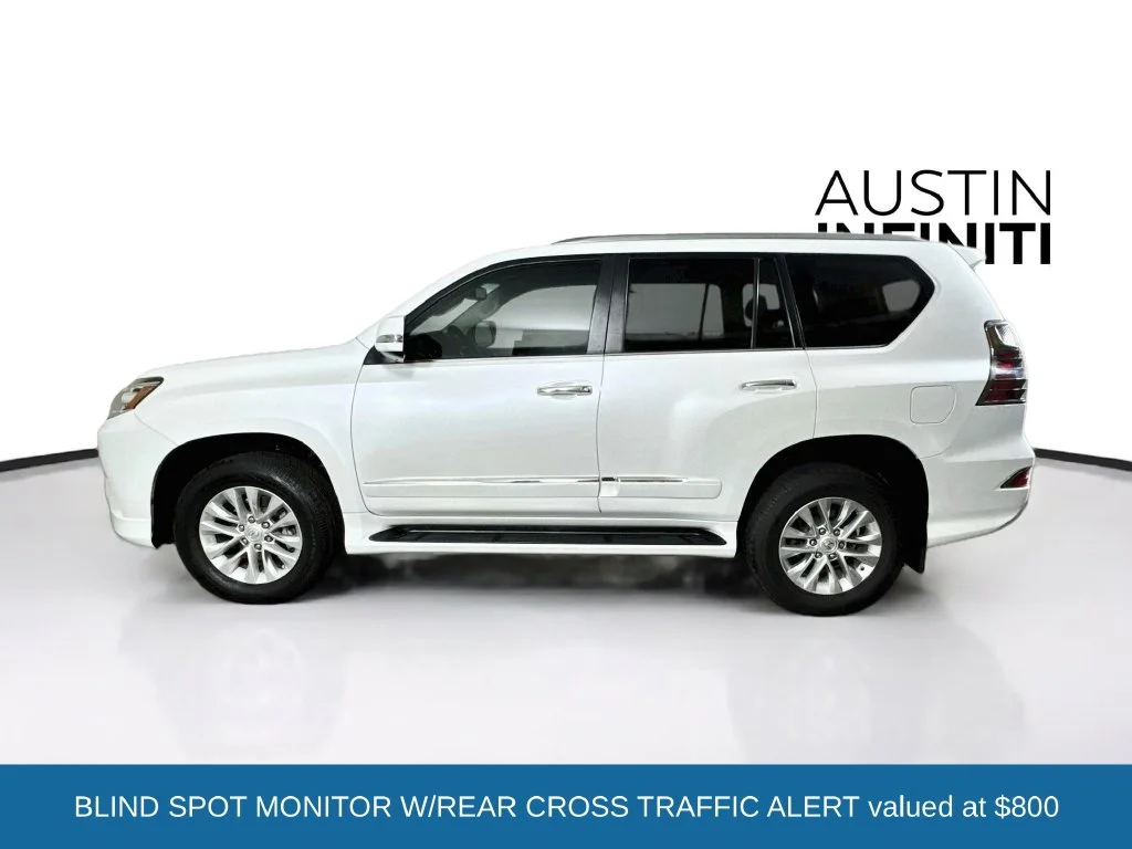 Used 2016 White Lexus 460 image 4