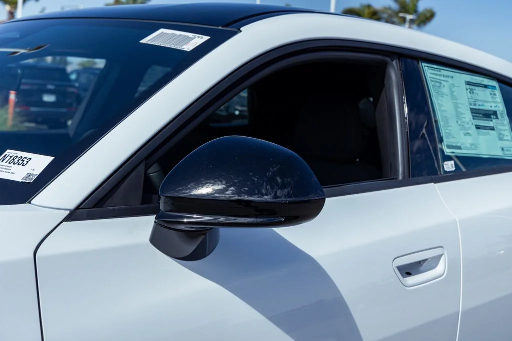 New 2026 White Knuckle Exterior Paint Dodge R/T Blacktop 4-door AWD image 11