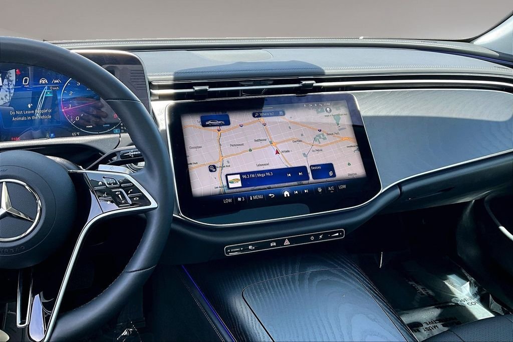 2025 Mercedes-Benz E-Class E350 - Photo 9
