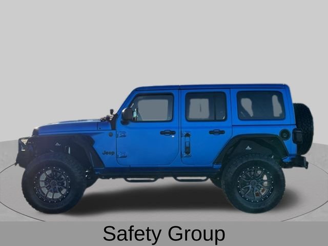 New 2025 Granite Crystal Metallic Clear-Coat Exterior Paint Jeep Sport S image 3