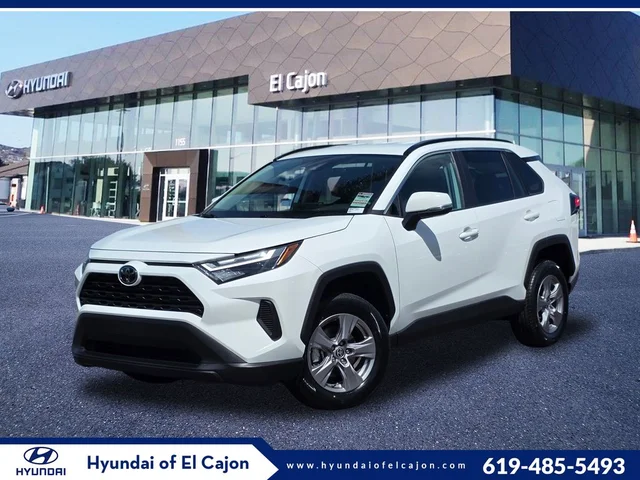 2024 Toyota RAV4 XLE