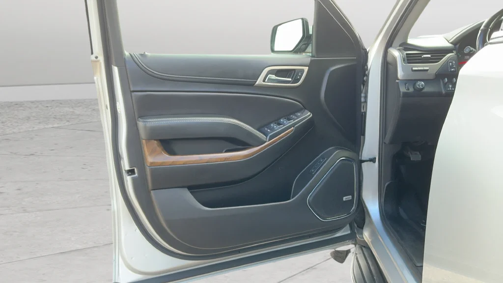 Used 2020 QUICKSILVER METALLIC GMC Denali image 18