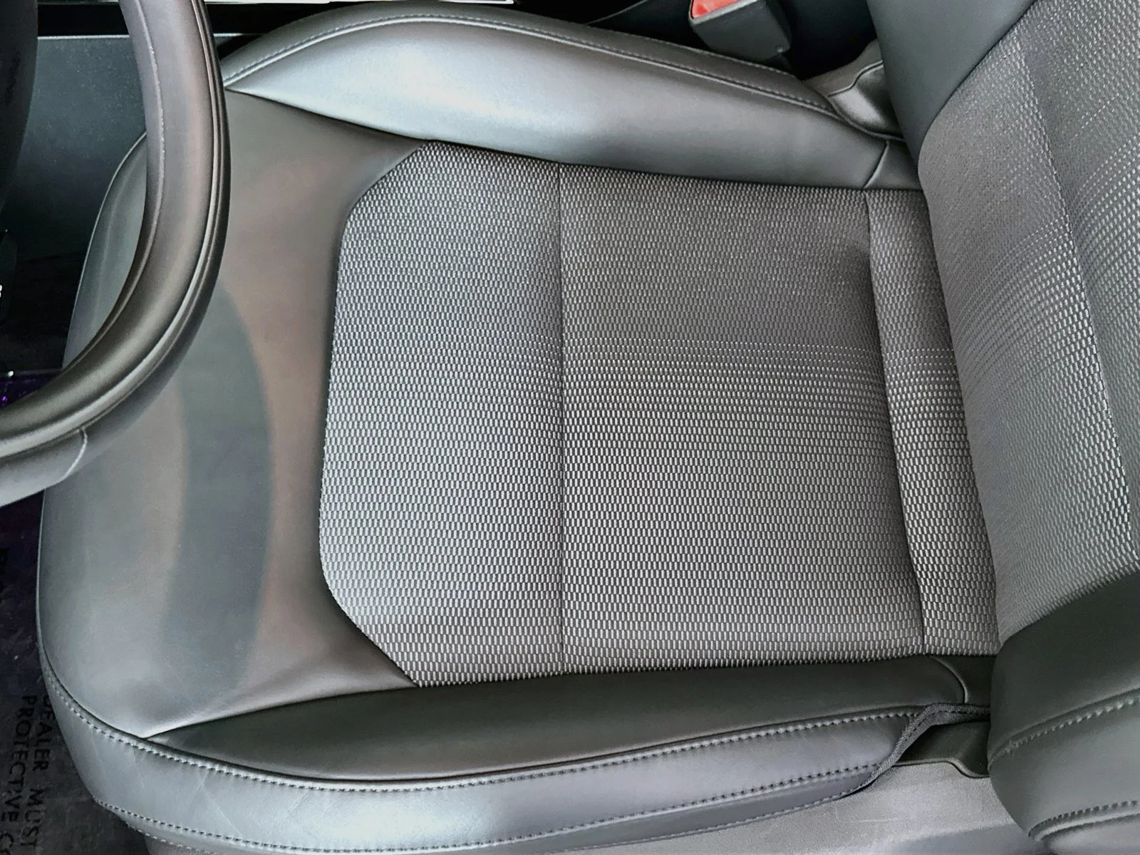 Used 2025 Snow White Pearl Kia EX image 19