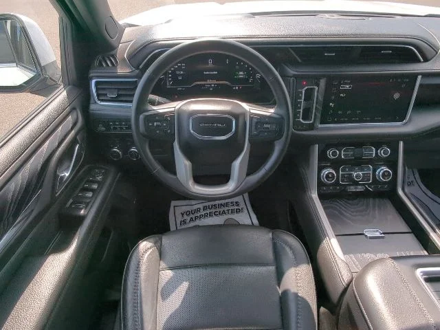 2023 GMC Yukon Denali - Photo 7