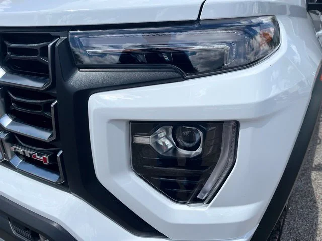 Used 2024 White GMC AT4 image 4