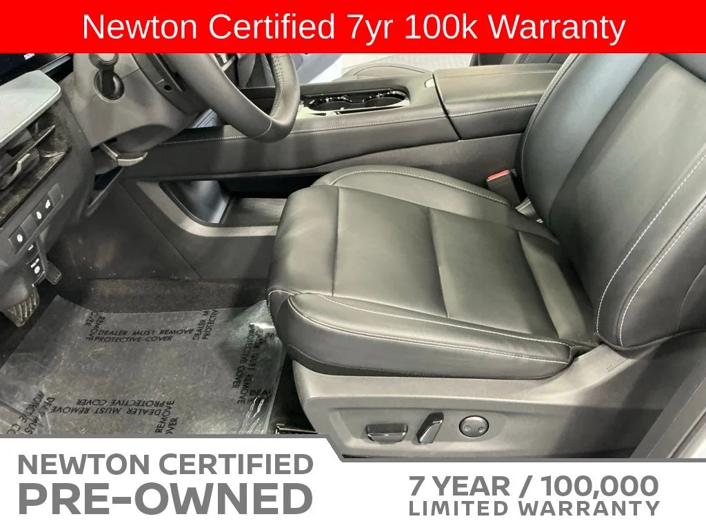 Certified Used 2025 White Pearl Nissan SL image 20