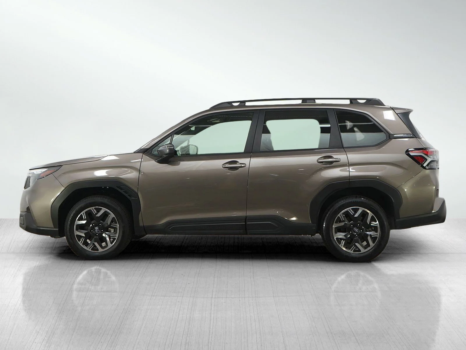 Used 2025 Subaru Forester Premium with VIN JF2SLDDC3SH545501 for sale in Burnsville, Minnesota