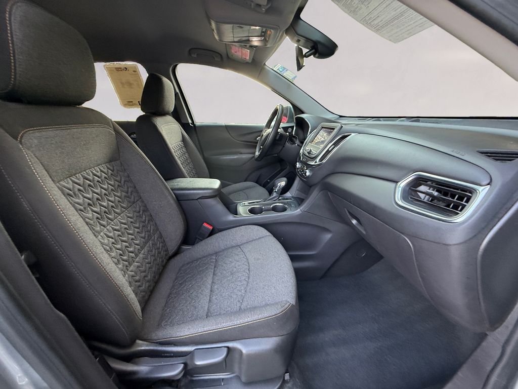 Used 2024 Gray Chevrolet LT image 17